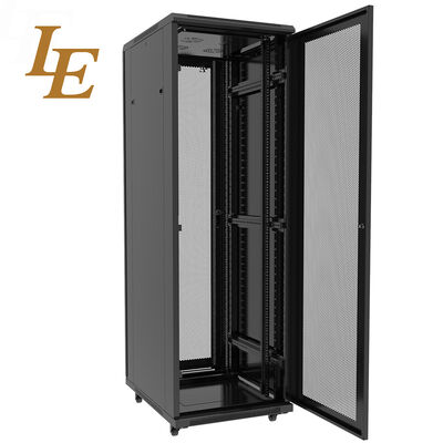 19" Standard Dual-open Vented Door with Handle Locks 42U 600mm 800mm Width 600mm-1200mm Depth RAL9004 Black Complay ANS/EIA RS-310-D, IEC297-2, DIN41497 PART 1, DIN41494 PART 7, GB/T3047.0-92 Standard