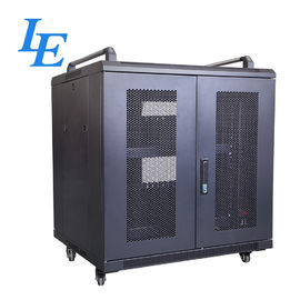 der Belastbarkeits-800KG materielle Rollen-Räder Server-Gestell-Kabinett PDU-Gestell-IP20 SPCC mit gebremst